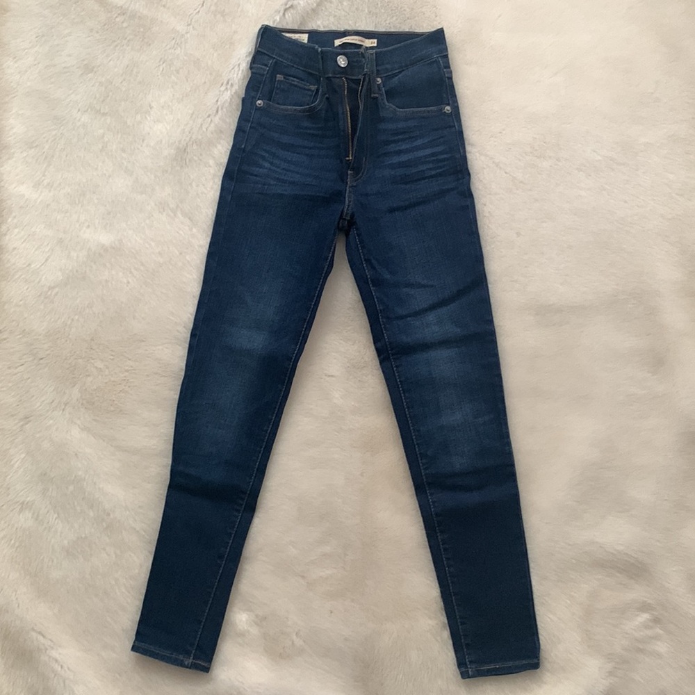 Levi’s Mile High Super Skinny